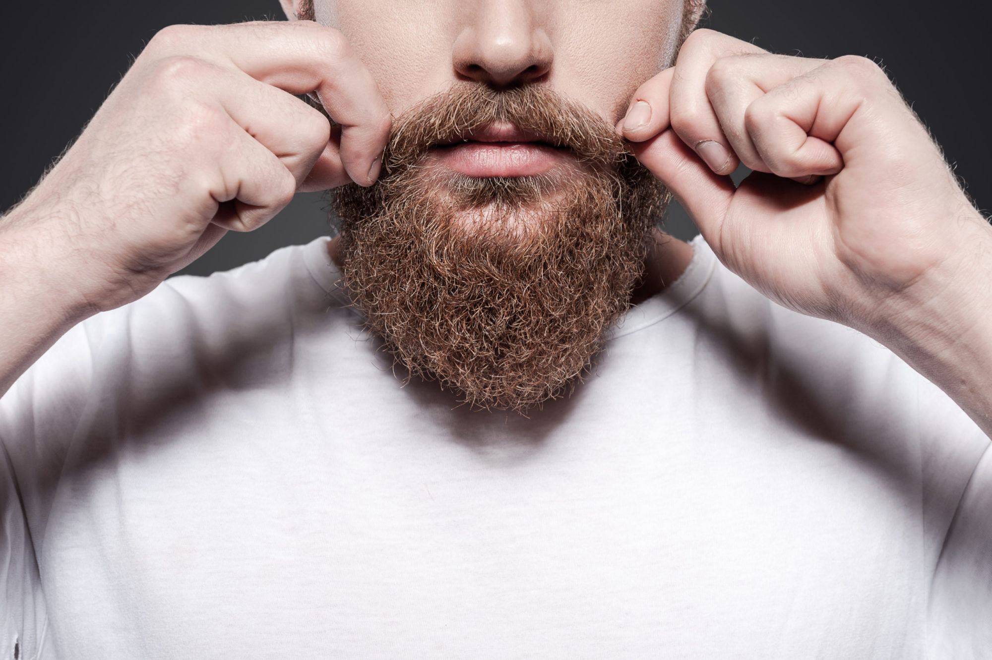 カッコイイ男の無精髭の整え方 確認しておきたい注意点や方法などを解説します メンズジェニー
